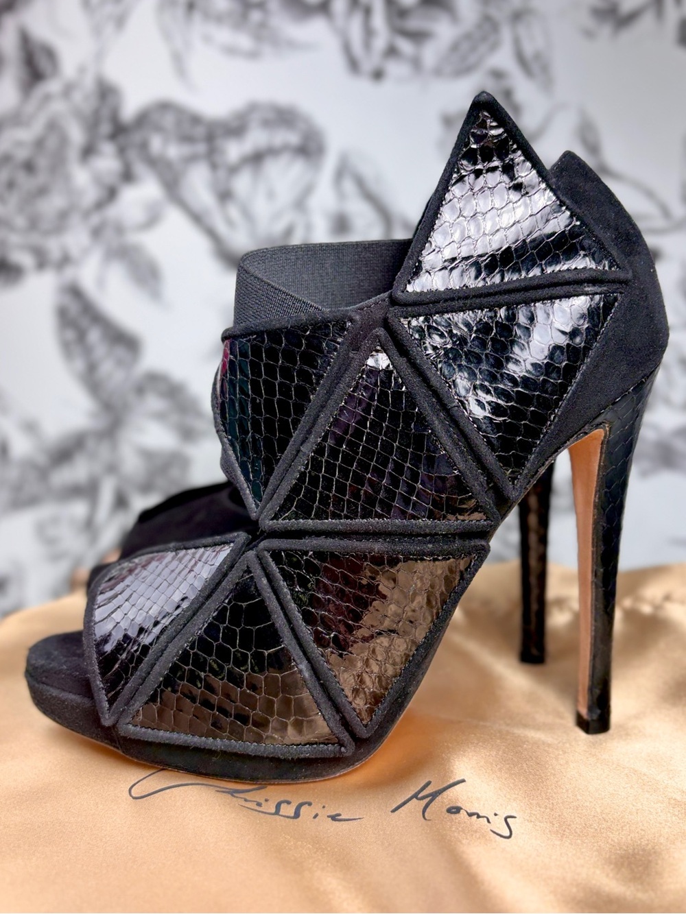 Chrissie Morris “Cosmos” Black Snakeskin/Suede 120mm Platform Heel Sandal Sz 6.5